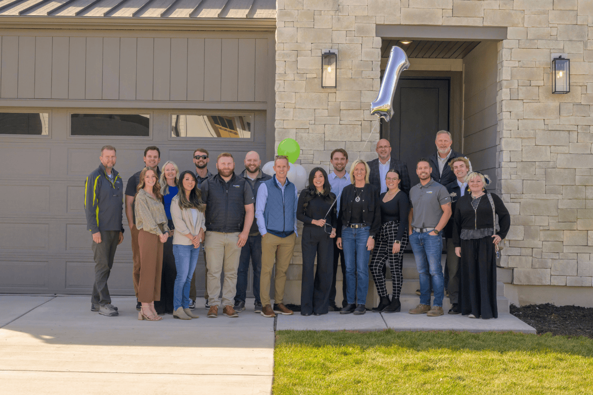 Crossings-first-closing-web